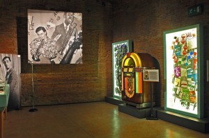 mostra004